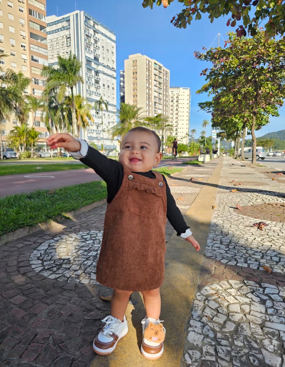 Liz Sofia sorrindo no passeio